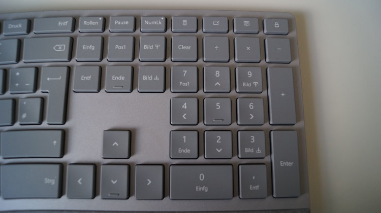 Microsoft Surface Ergonomic Keyboard - integrierter Nummernblock