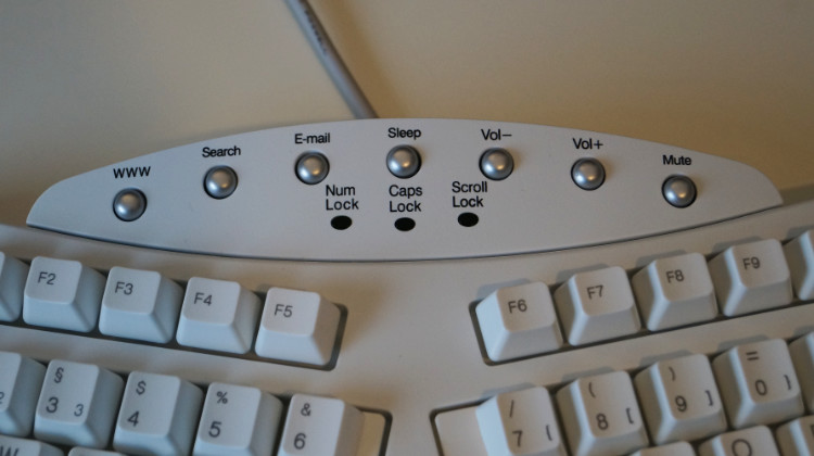 Tastatur - Multimediatasten im oberen Bereich