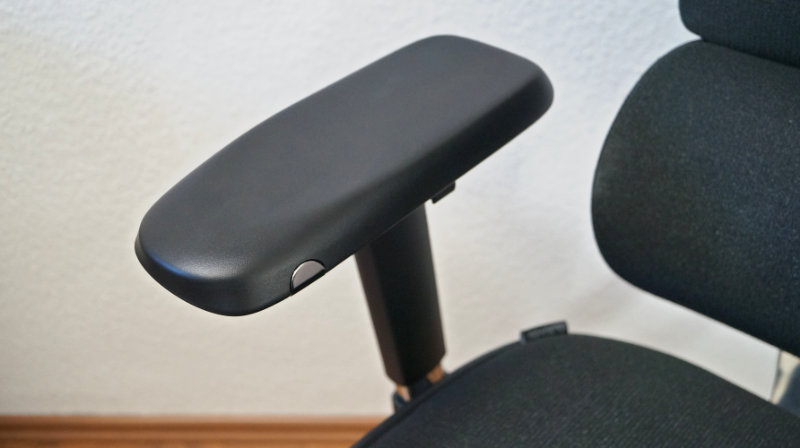 4D-Armlehne – CLOUVOU MasterSeat