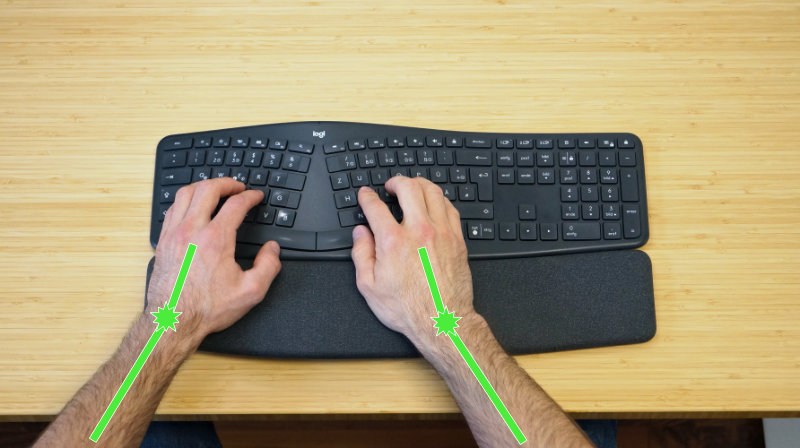 Ergonomische Tastatur – Demonstration der Handgelenk-Ulnarduktion